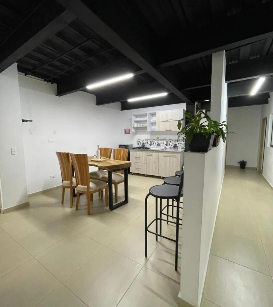 Apartahotel Tonchala ميديلين